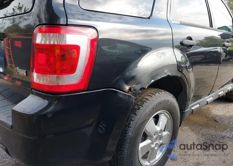 2011 Ford Escape Xlt from USA, damaged, VIN 1FMCU9DGXBKC37188